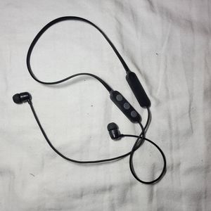 Skullcandy wireless ear buds rechargable